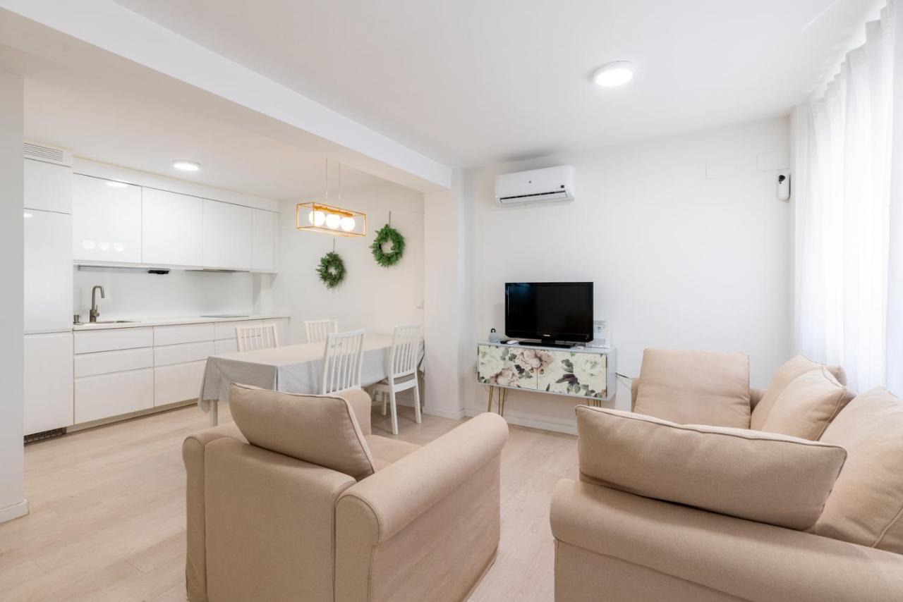 Whitey Aparment In Triana Leilighet Sevilla Eksteriør bilde