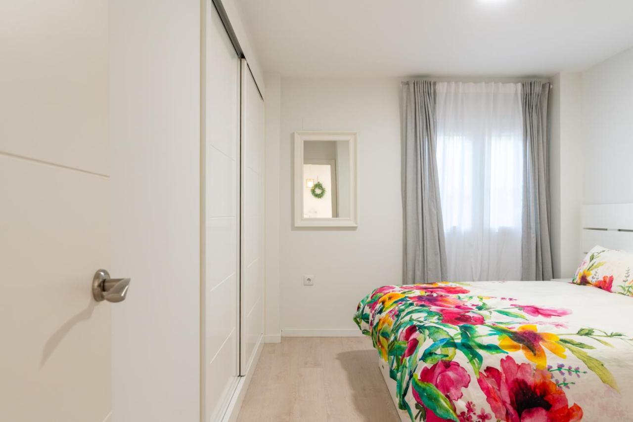 Whitey Aparment In Triana Leilighet Sevilla Eksteriør bilde
